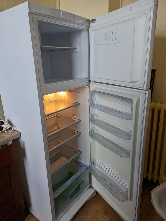 Bellejoie - Appartement T3 - Parking gratuit - Wifi Poitiers Buitenkant foto
